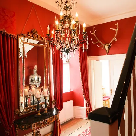 Vraa Slotshotel Hotell 4*