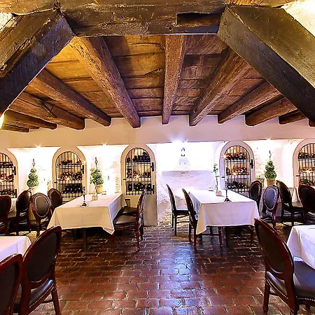 Hotel Vraa Slotshotel