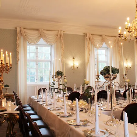Vraa Slotshotel 4* Tylstrup