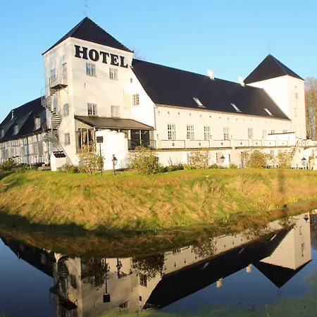 Vraa Slotshotel Hotel