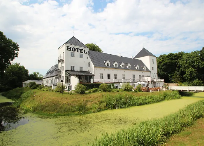 Hotel Vraa Slotshotel 4*
