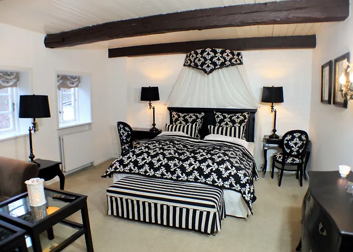 Vraa Slotshotel Tylstrup