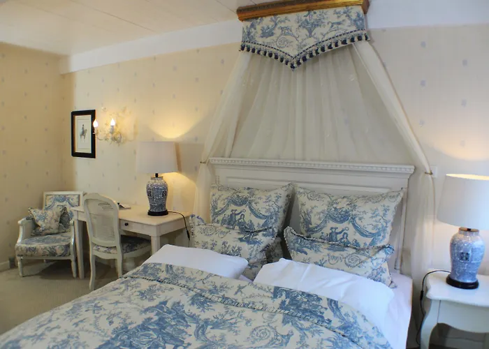 Vraa Slotshotel 4*