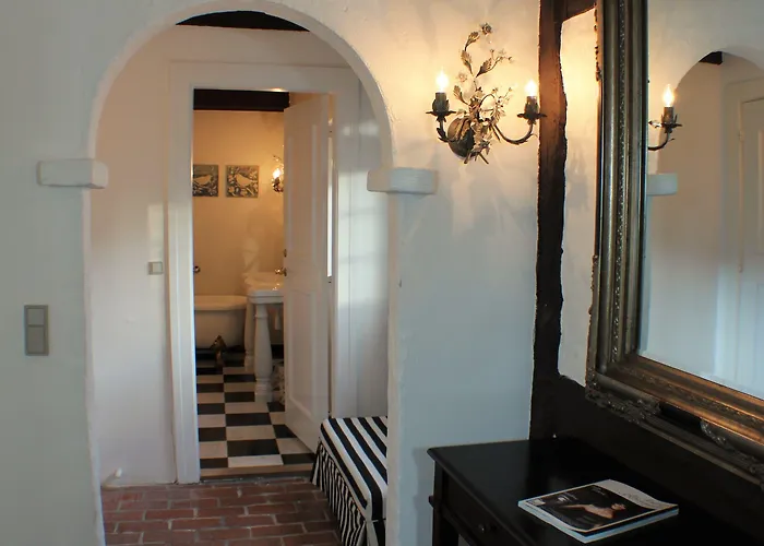 Vraa Slotshotel 4*