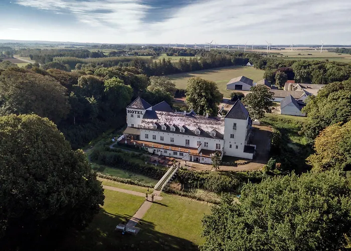 Vraa Slotshotel Hotel